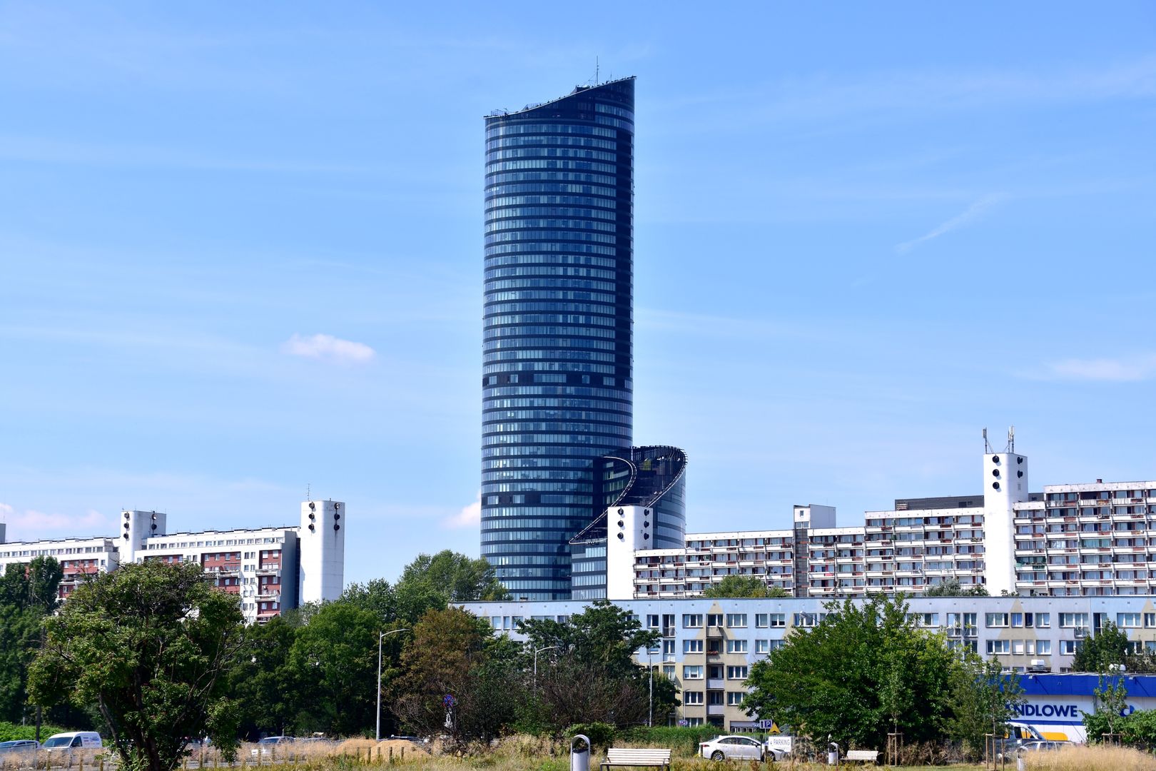 Co wiesz o wieżowcach? Sprawdź się odgadując 20 haseł