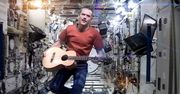Wideo dnia: pierwszy teledysk nagrany w kosmosie! Hadfield śpiewa "Space Oddity"
