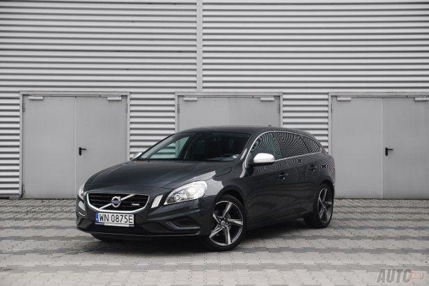 Volvo V60 1,6 T3 R-Design - warto mieć alternatywę [test autokult.pl]