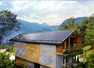 Więcej niż fotowoltaika. Polska firma zaprezentowała w Szwajcarii "solarny dach"