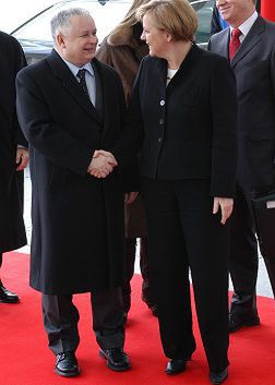 Kaczyński i Merkel chcą rozmawiać o problemach polsko-niemieckich