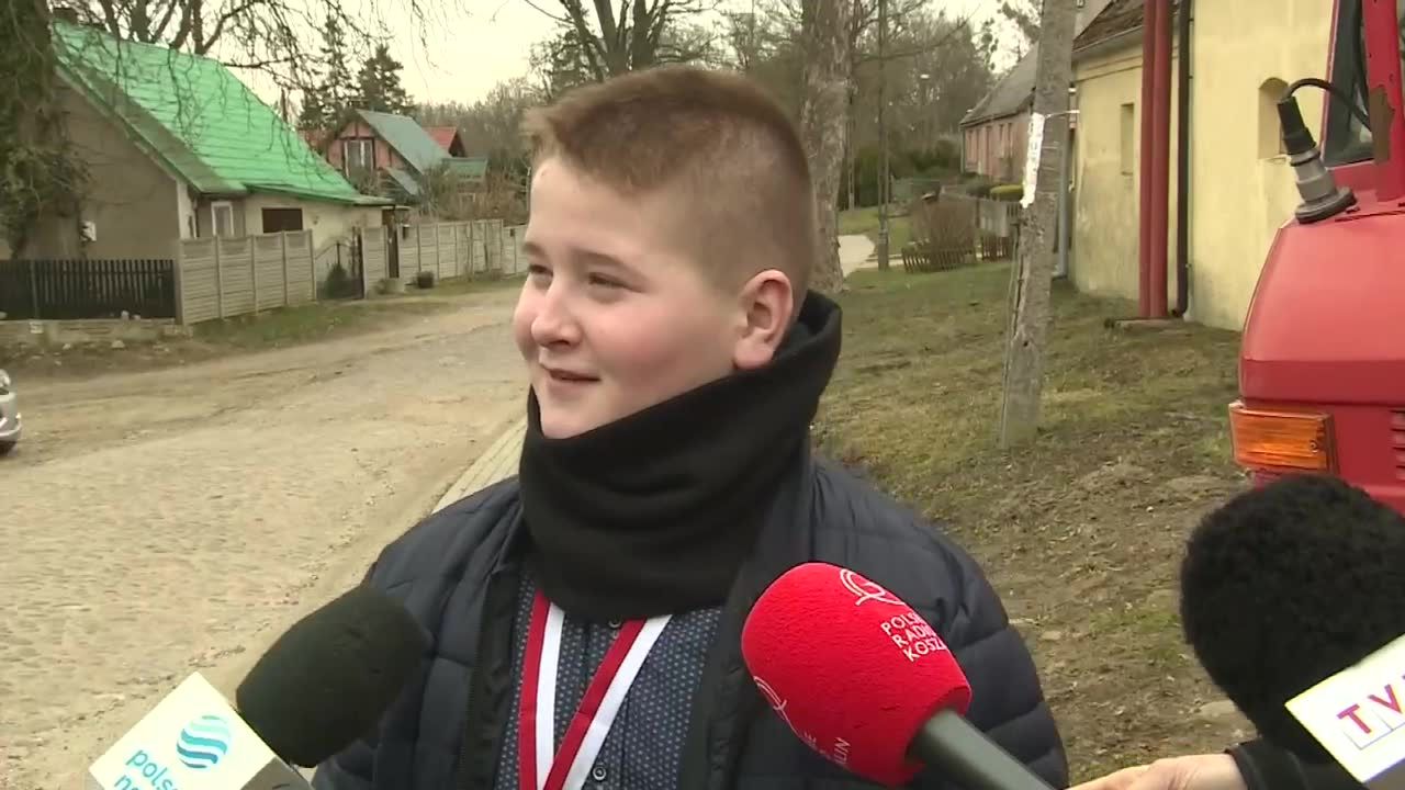 12-letni Bartek z pomocą młodszego brata uratował z pożaru swoje siostry. Chłopcy zostali nagrodzeni