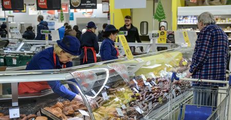 Jedzenie drożeje dwukrotnie szybciej niż inne towary. Oto typowy koszyk zakupowy Polaka