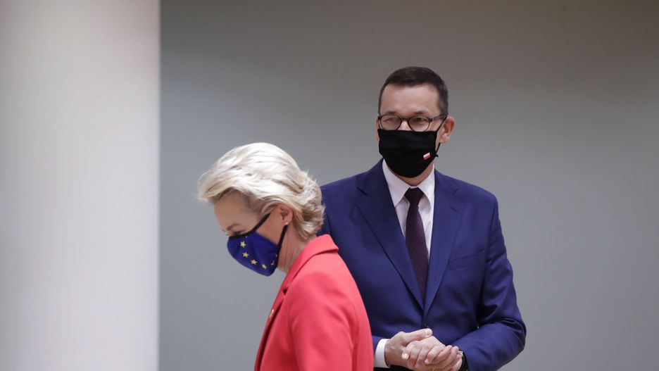 Miliardy euro dla Polski wstrzymane? Media: Komisja Europejska ma wsparcie innych krajów. Na zdjęciu szefowa KE Ursula von der Leyen oraz premier Mateusz Morawiecki 