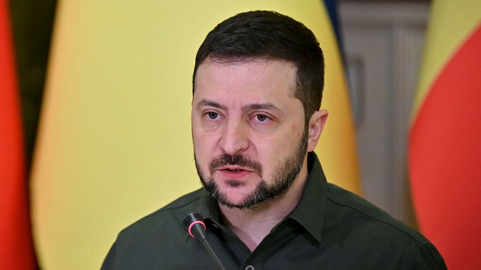 Ukraina - arch
Ukraine's President Volodymyr Zelensky speaks during the first visit of Belgium's Prime Minister in Ukraine since Russia invaded, in Kyiv, on November 26, 2022, amid the Russian invasion of Ukraine. (Photo by Handout / UKRAINIAN PRESIDENTIAL PRESS SERVICE / AFP) / RESTRICTED TO EDITORIAL USE - MANDATORY CREDIT "AFP PHOTO / UKRAINIAN PRESIDENTIAL PRESS SERVICE " - NO MARKETING NO ADVERTISING CAMPAIGNS - DISTRIBUTED AS A SERVICE TO CLIENTS
HANDOUT