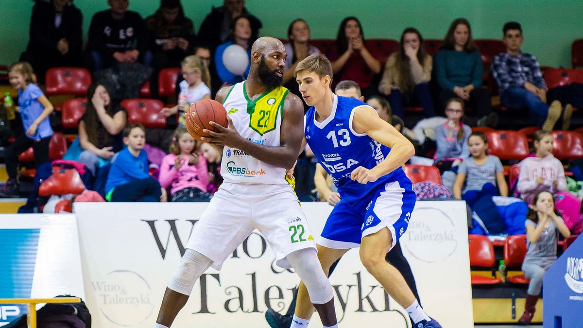 Zdjęcie okładkowe artykułu: WP SportoweFakty / Karol Słomka / JayVaughn Pinkston (z lewej) i Sebastian Szymański (z prawej)