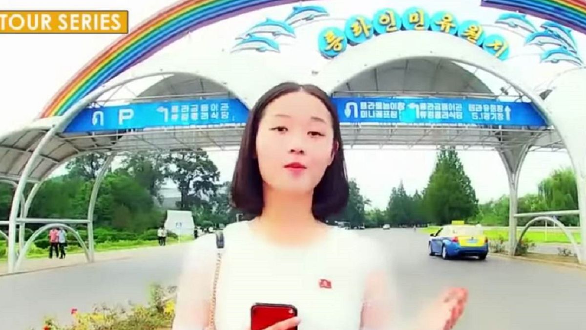 Koreanka z Północy nagrywa vlogi m.in. z parku rozrywki.