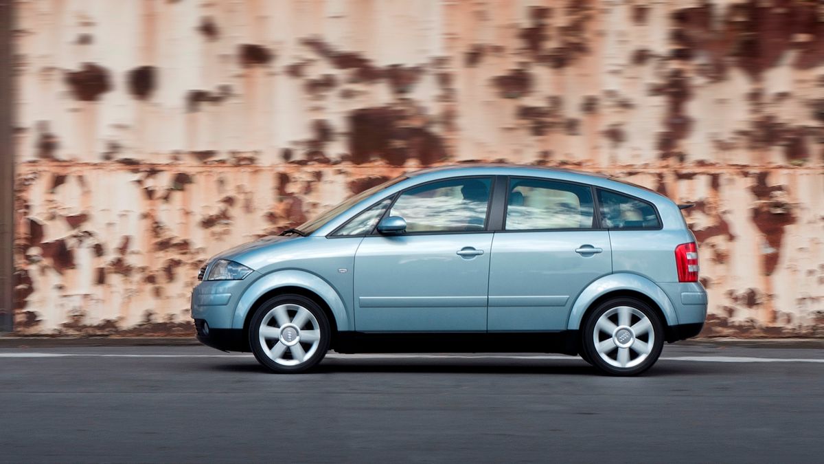 Audi A2 zaprezentowano ponad 20 lat temu. Trudno w to uwierzyć, bo auto wizualnie nie zestarzało się tak bardzo