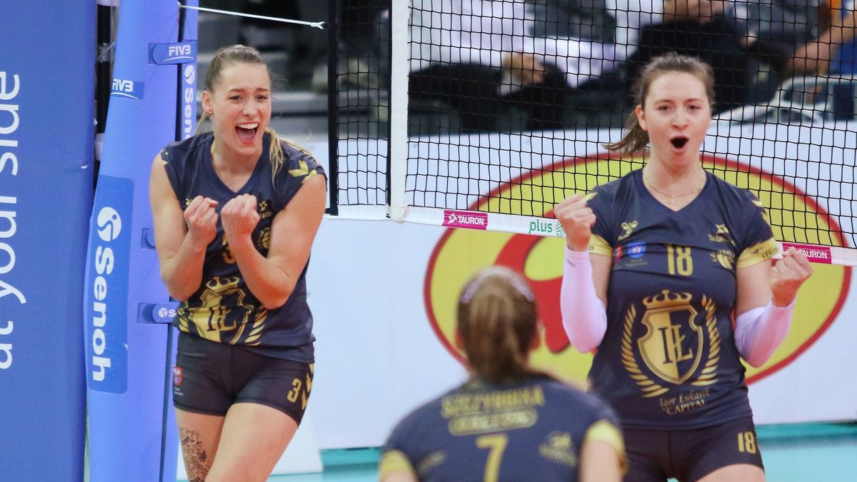 WP SportoweFakty / Justyna Serafin / Na zdjęciu: Olivia Różański (z lewej) i Aleksandra Gryka (z prawej)