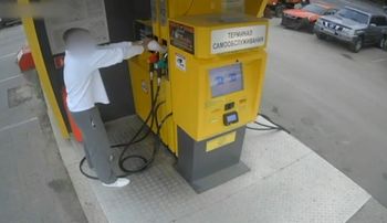 Łapią nawet 12-latków. Tak dokonują dywersji. Obrazki z Rosji