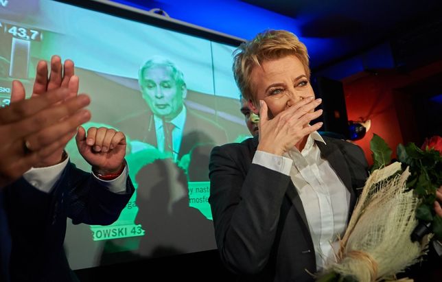 W Łodzi Hanna Zdanowska rzuciła PiS na łopatki zdobywając ponad 70 proc. głosów. "Wszędzie tam, gdzie dano wyborcom głosować na konkretne osoby, tam gdzie znali ich twarze, tam szanse Koalicji Obywatelskiej rosły wielokrotnie".