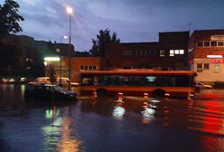 Potężna burza przeszła nad Warszawą - zalane metro