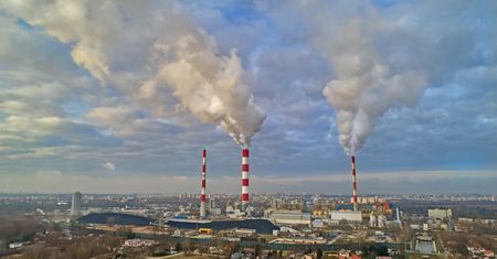 Wysokie ceny gazu uderzają w firmy. Przedsiębiorstwa przerzucają rosnące koszty na klientów