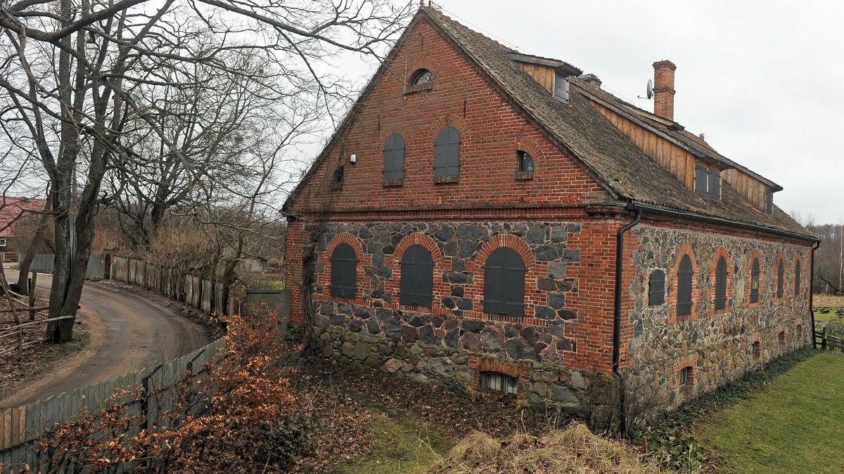 Stary dom, Polska, dom poniemiecki, remont, cegła