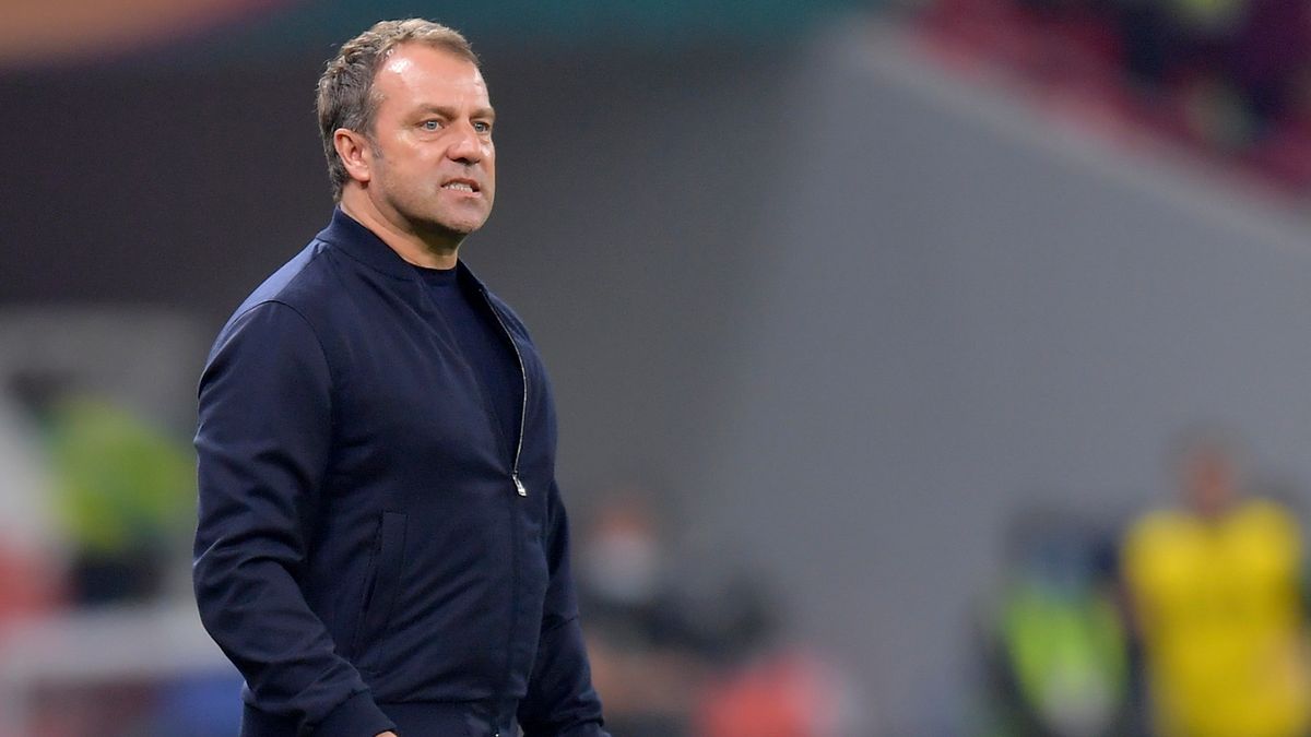 PAP/EPA / NOUSHAD THEKKAYIL / Na zdjęciu: Hansi Flick