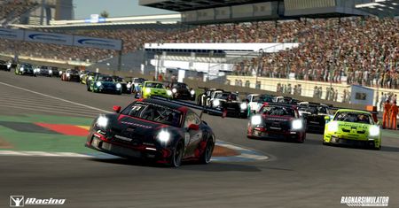 Ruszył czwarty sezon Porsche Esports Sprint Challenge Poland