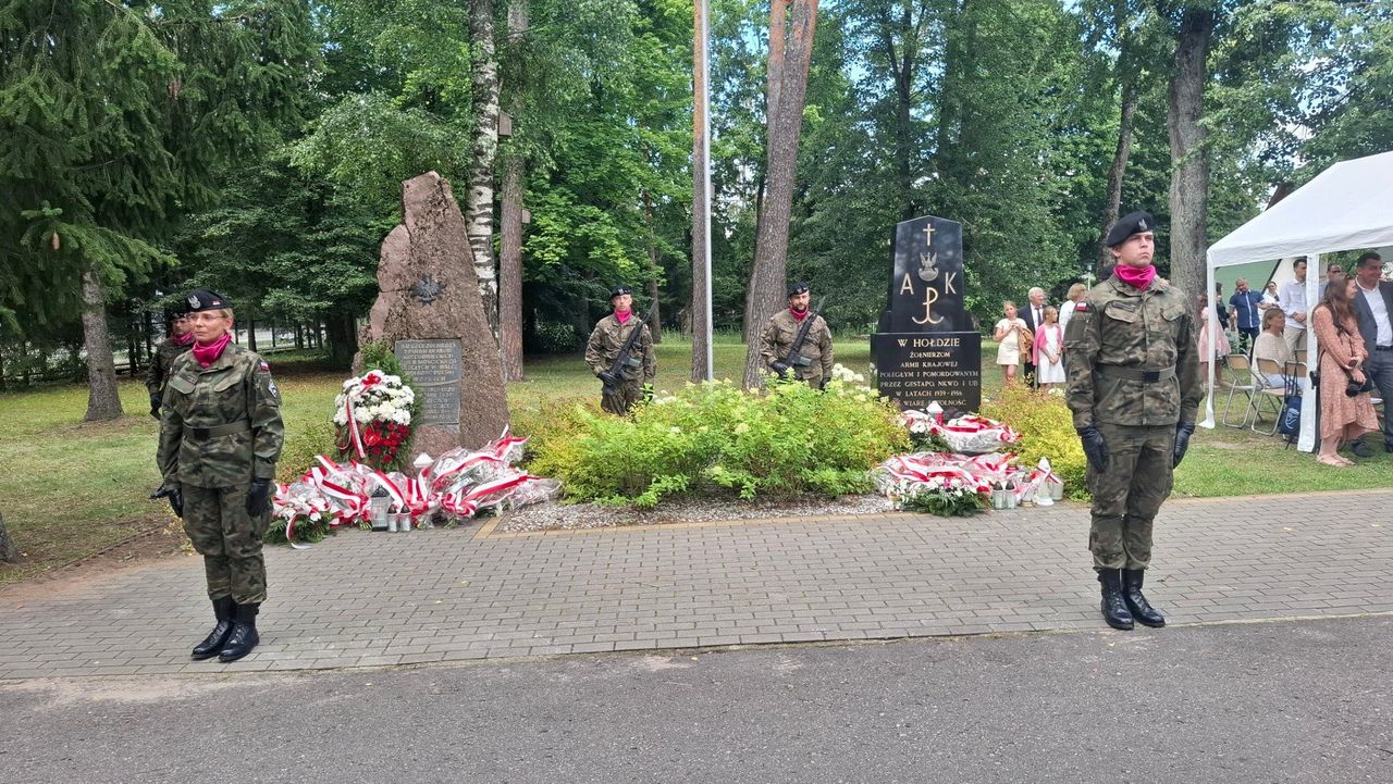 Augustów: Uczcili pamięć o Ułanach Krechowieckich