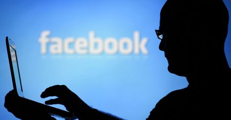 Amerykański gwiazdor serwisu YouTube o Facebooku: „oszuści, kłamcy i złodzieje”