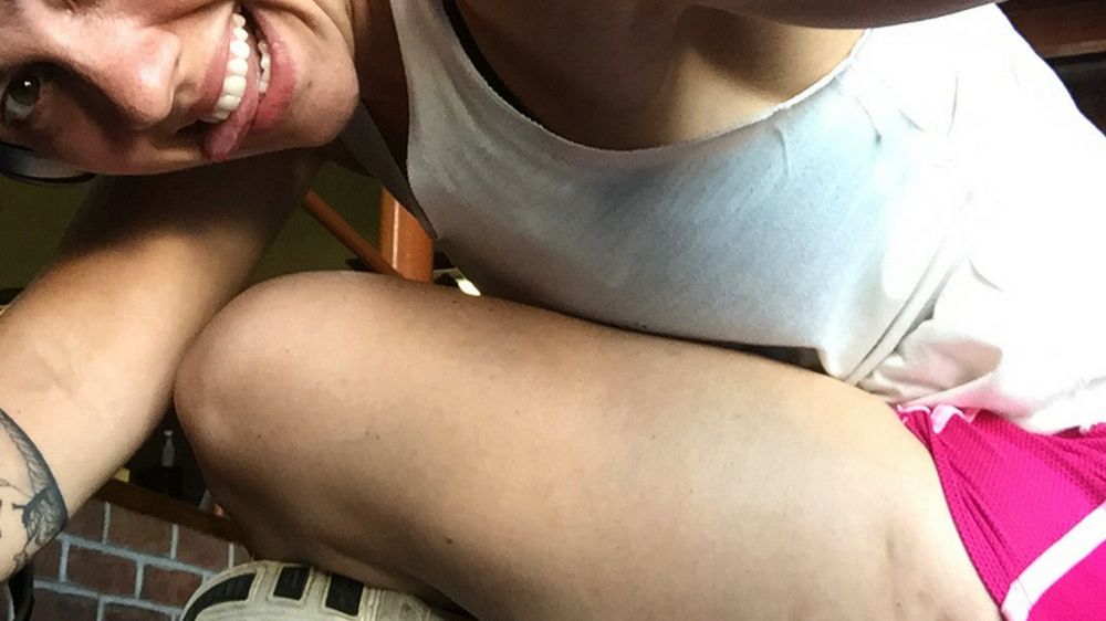 Wysportowana Jessie pokazała cellulit na udach