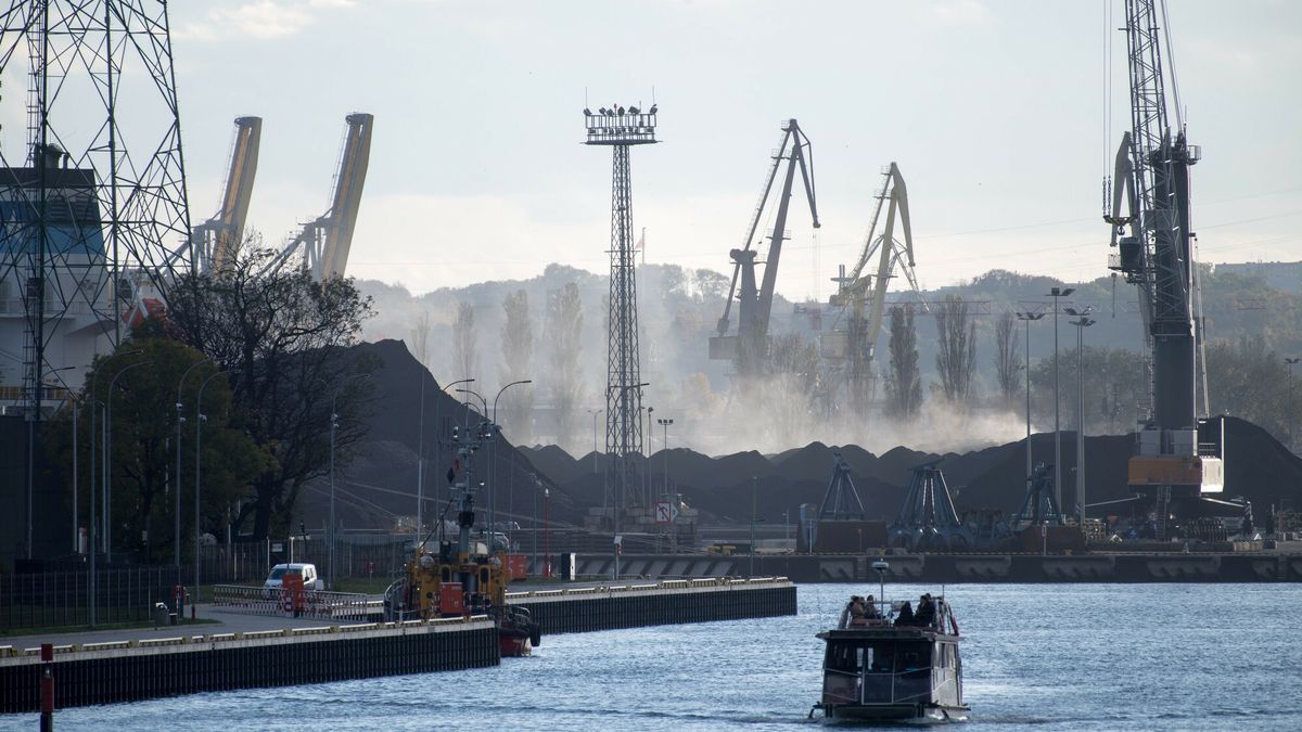 Gdańsk Port hałdy wegla