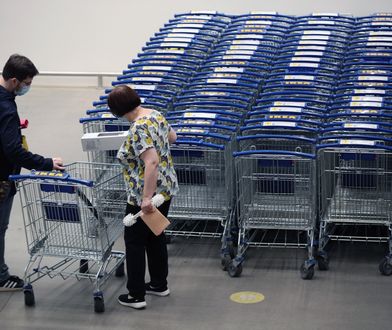 Koronawirus w Polsce. Sieć stawia warunek: Bez maseczki klienci nie zrobią zakupów