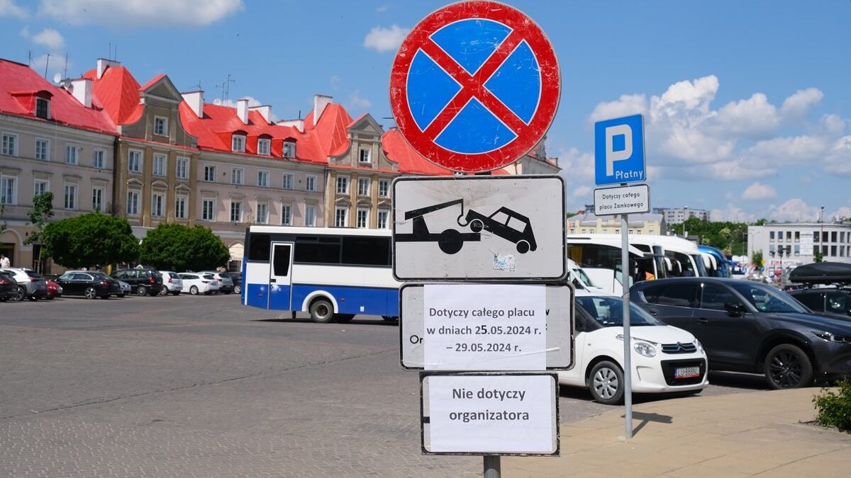 Zakaz parkowania na Placu Zamkowym w dniach 25-29 maja