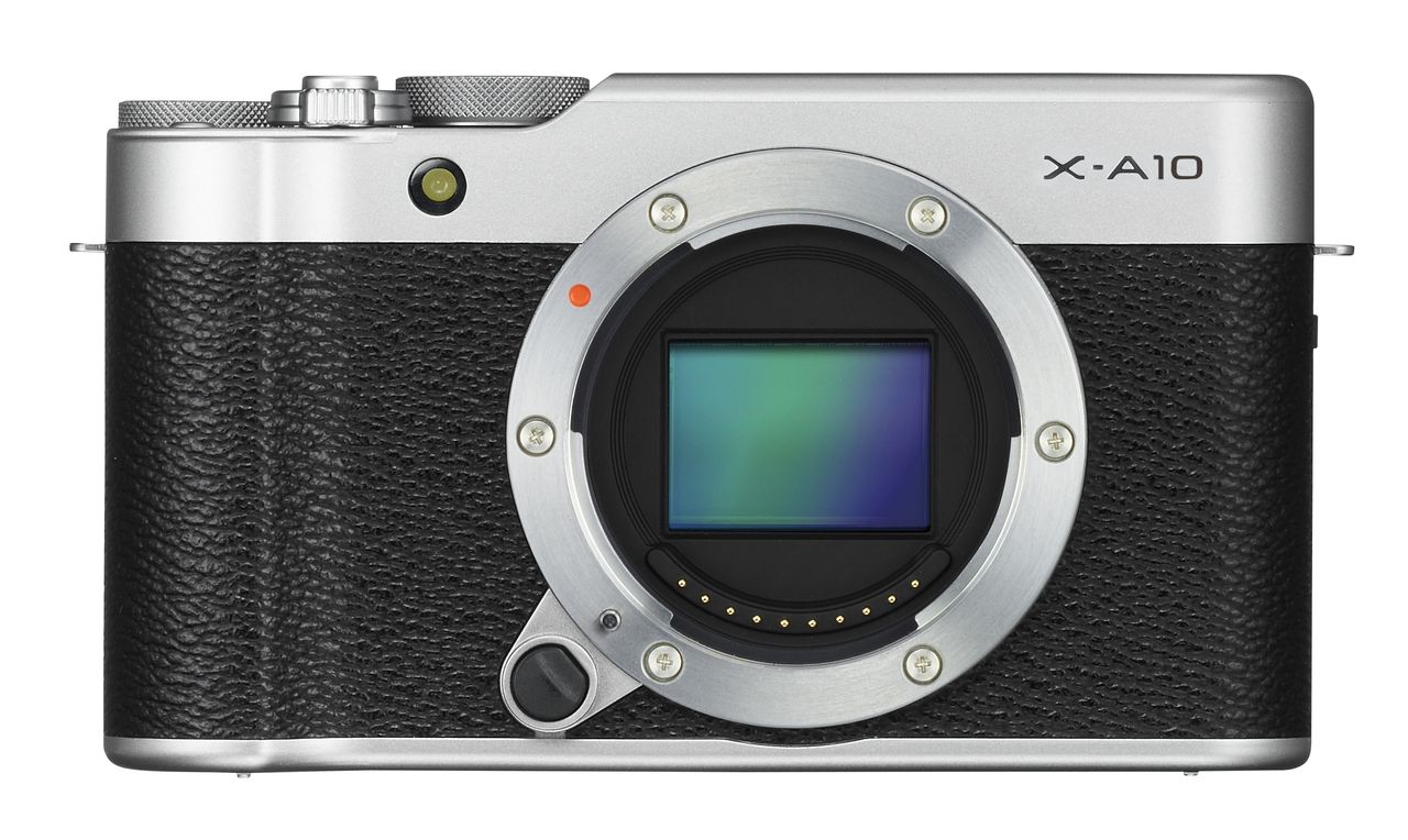 Fujifilm X-A10 - bezlustekowiec z matrycą APS-C dla początkujących