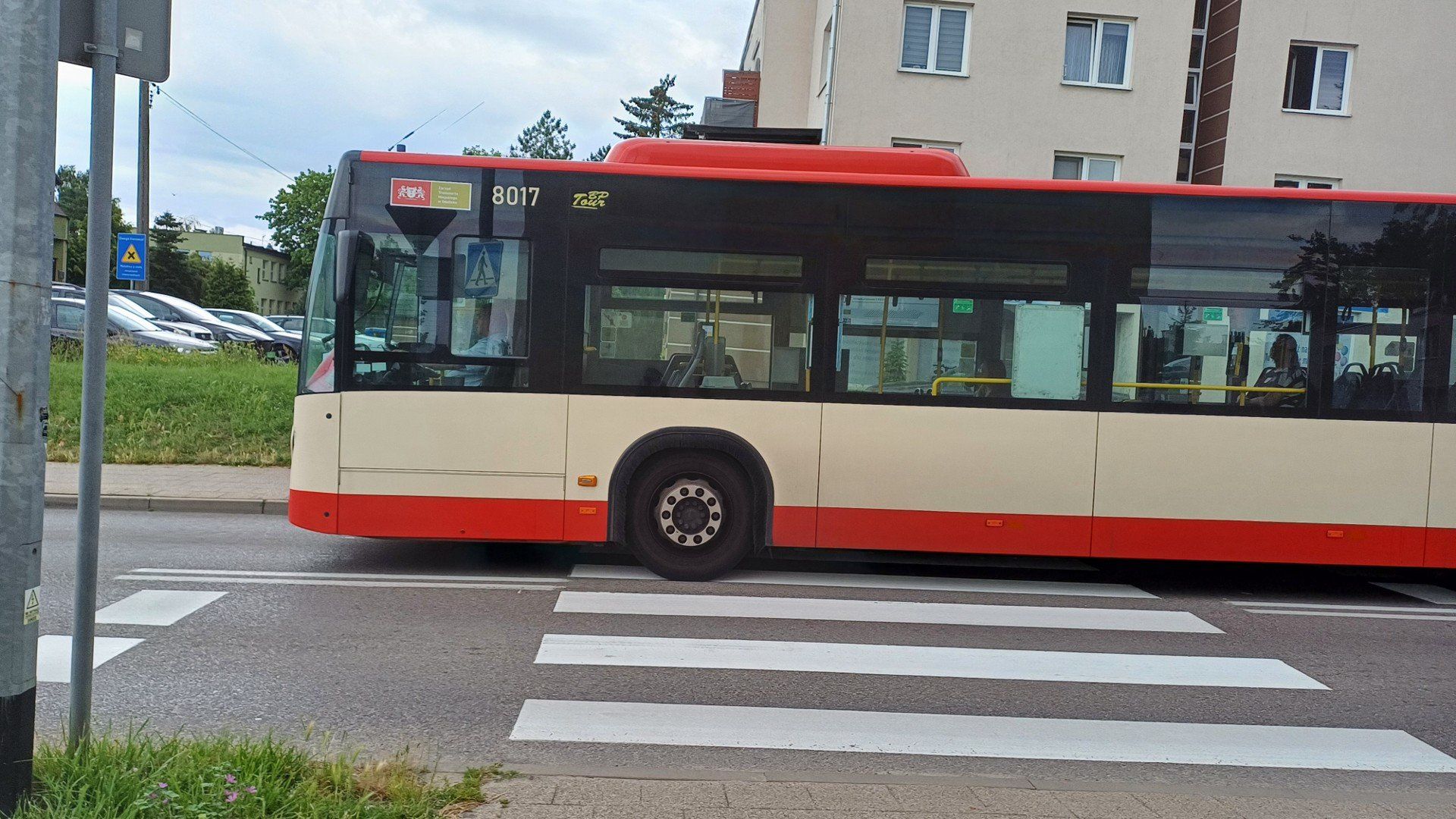 Informacje na temat aktualnych tras i rozkładów jazdy znaleźć można również na stronie: www.ztm.gda.pl