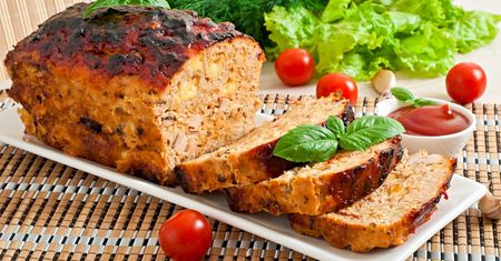 Zamiast żmudnie lepić kulki, robię pieczeń. Oszczędzam czas, a każdy jest zachwycony