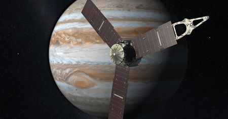 Sonda Juno z ważnym odkryciem. Instrument NASA bada tajemnice księżyców Jowisza