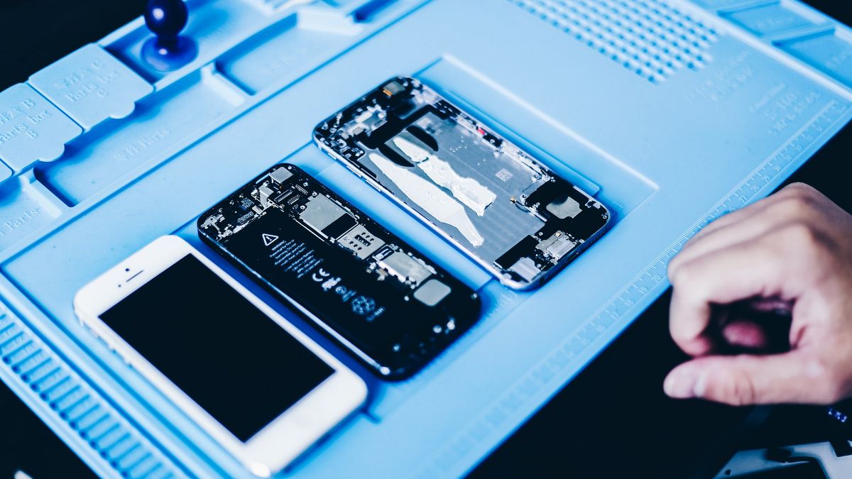 Apple przekonuje, że musi dokładać do interesu, by naprawiać iPhone'y 1