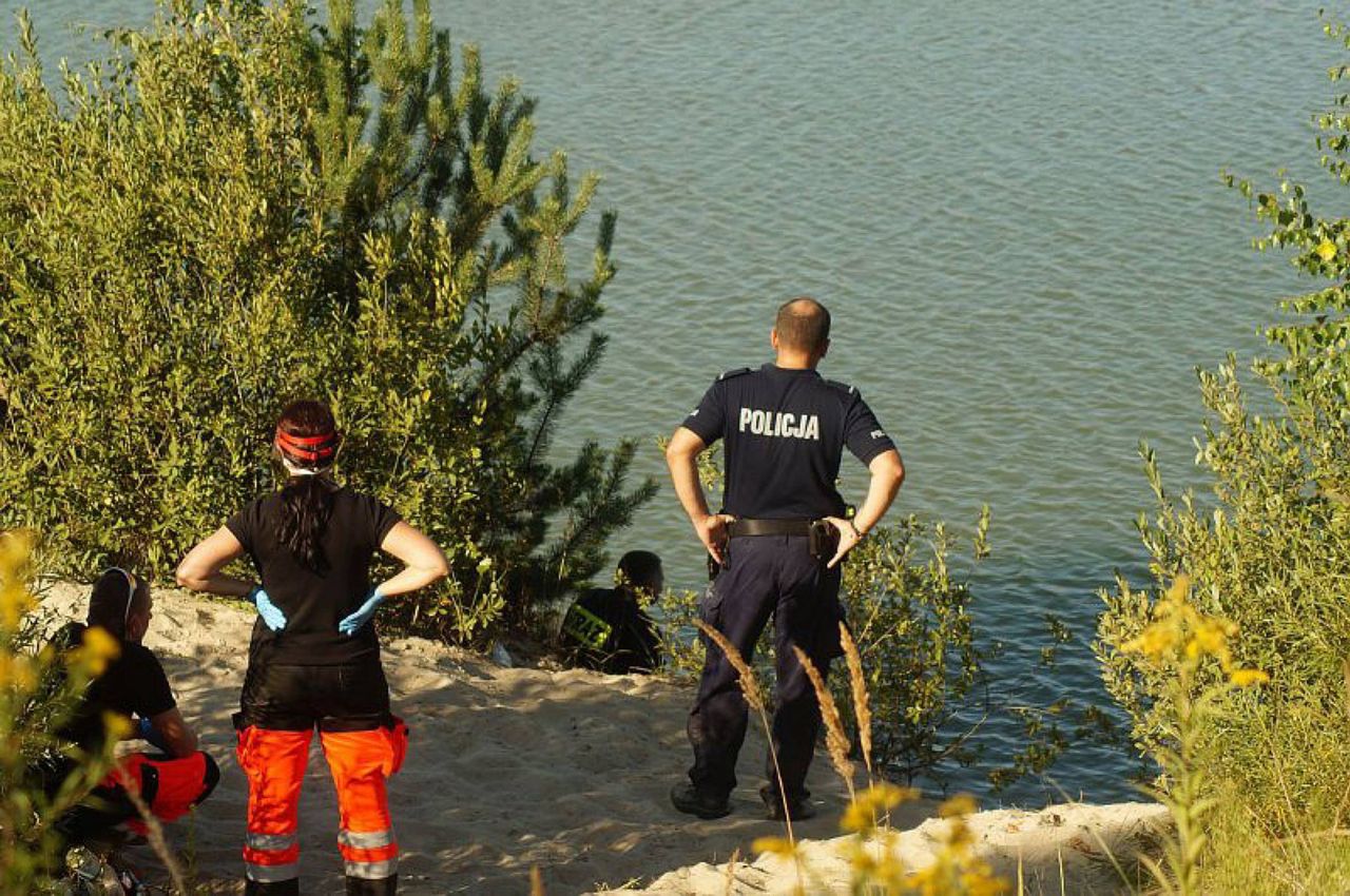 Szukali topielca. Nagle wyszedł z wody i odszedł