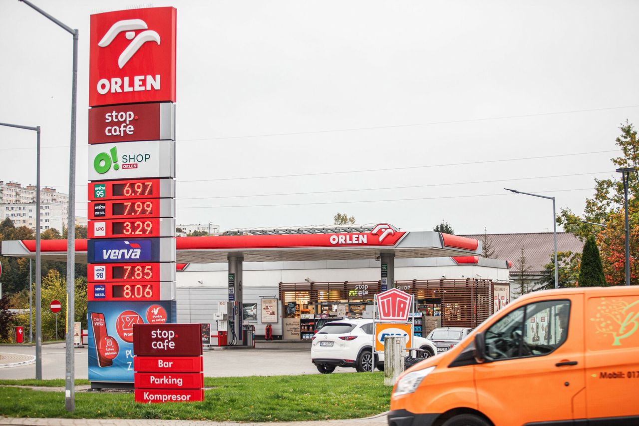 Ceny paliw w poniedziałek. Tyle kierowcy zapłacą za tankowanie