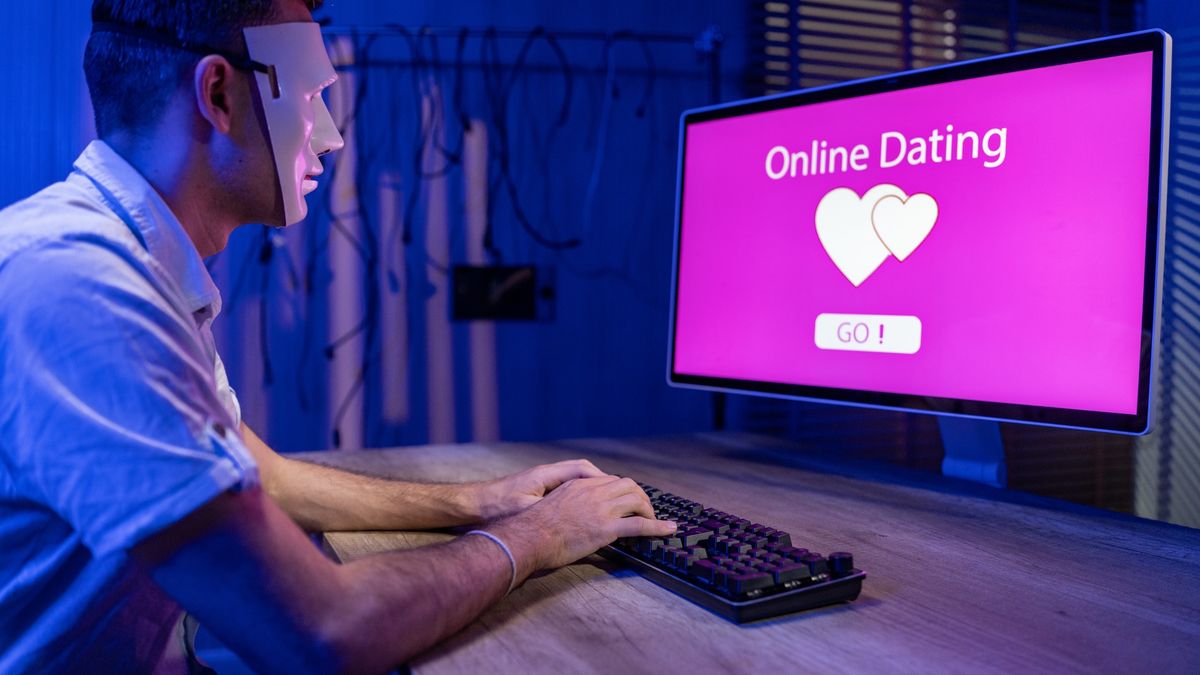 Romantyczne oszustwa. NASK ostrzega