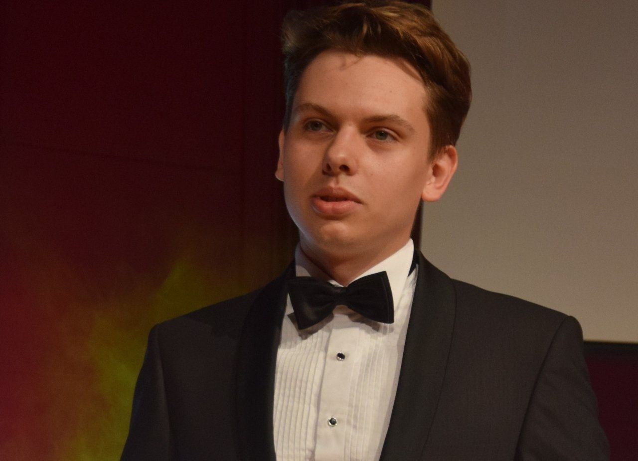 Mateusz Krzyżowski, pianista z Tychów