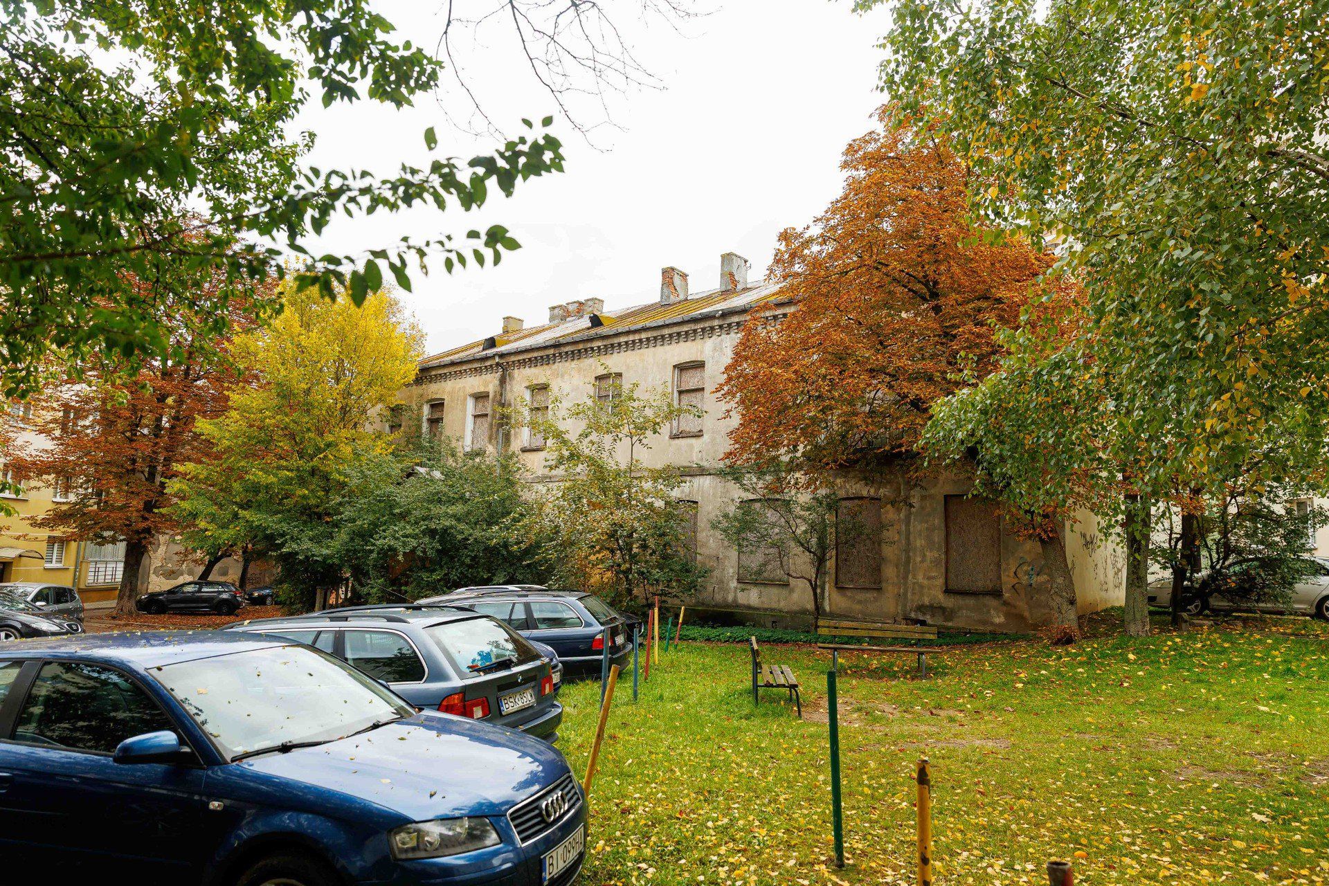 Miasto próbuje znaleźć chętnego do kupna zabytkowej kamienicy przy alei Piłsudskiego 20B