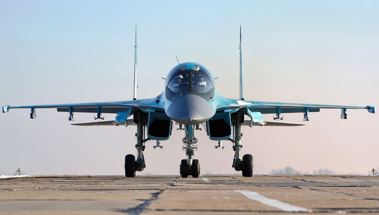 Rosyjski Su-34 uderzył w blok mieszkalny. Rosjanie twierdzą: "to wypadek"