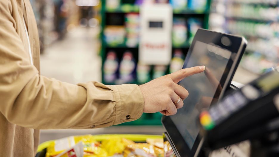 Zakupy; kasy samoobsługowe; kasa samoobsługowa; self checkout; handel