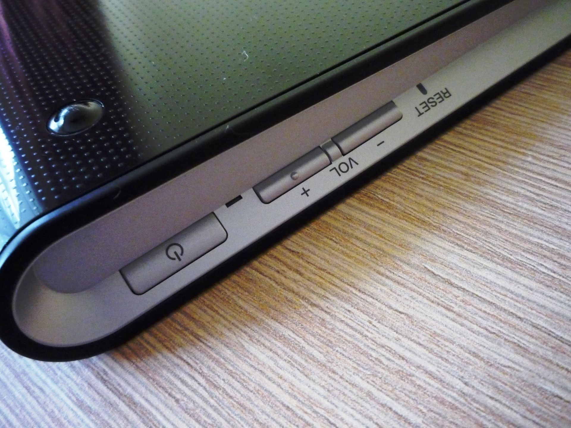 Sony Tablet S - indywidualista z japońskim rodowodem [test] 24
