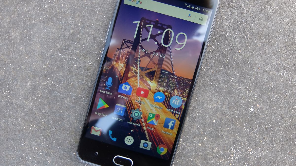 Czy 500 zł wystarczy na telefon "premium"? Minitest MyPhone'a City XL 1