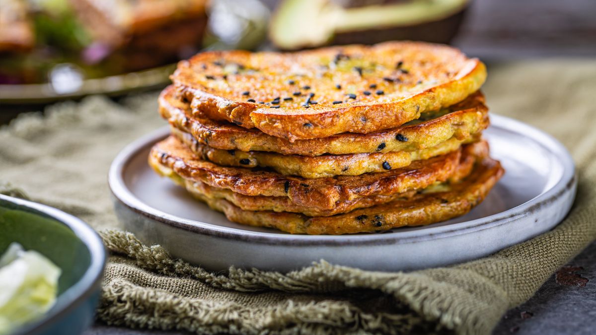 Bezglutenowe flatbread z awokado i serka