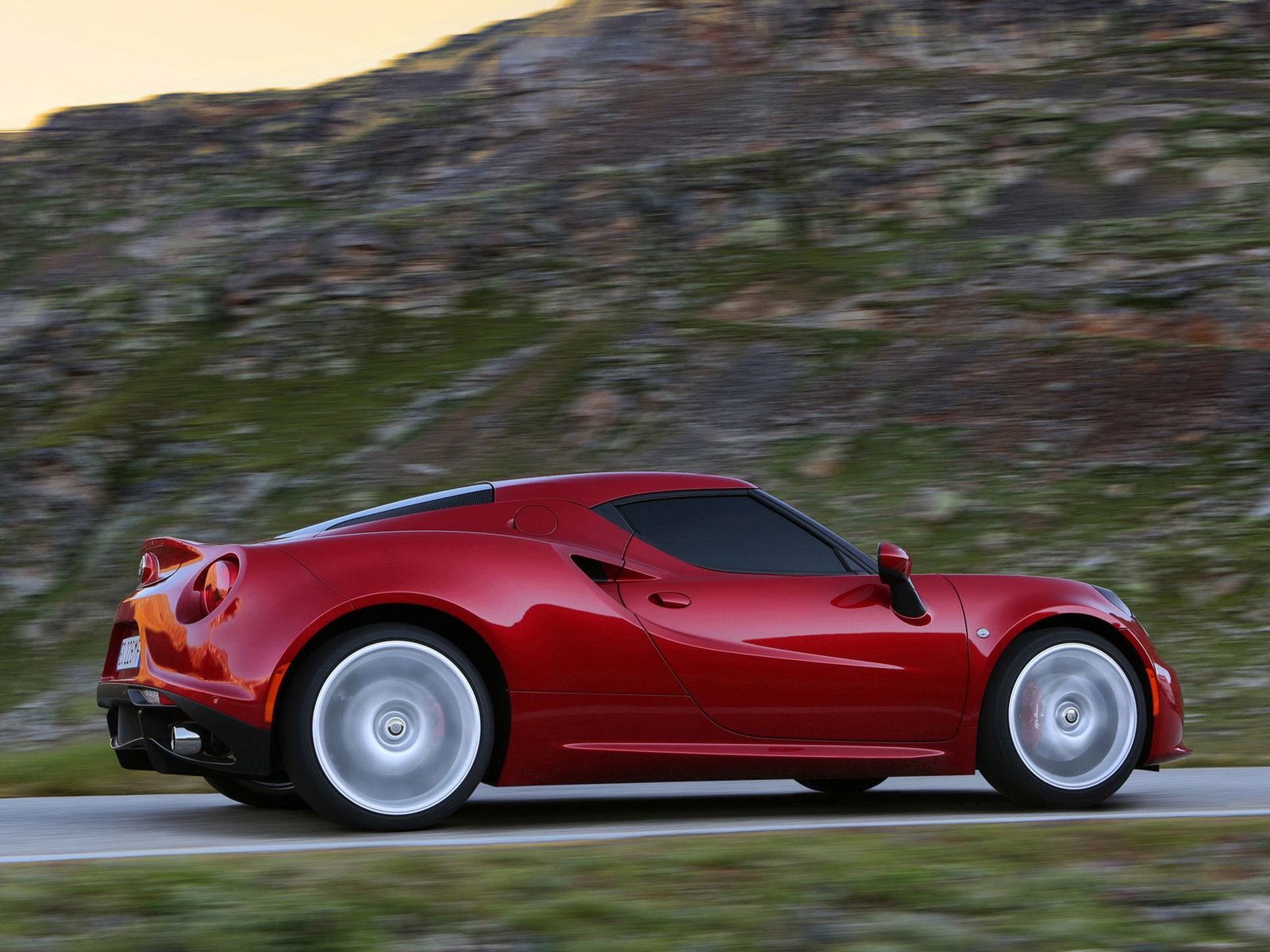 Alfa Romeo 4C 5