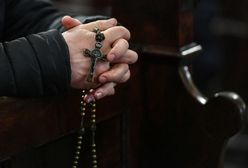 Płock. Ksiądz oskarżony o molestowanie i posiadanie pornografii dziecięcej