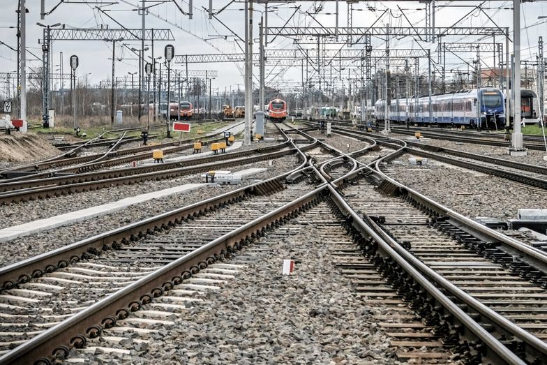 "Patologia polskiej kolei". Ekspert mówi o największym problemie ostatnich lat