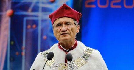 Afera szczepionkowa. Kim jest prof. Zbigniew Gaciong?