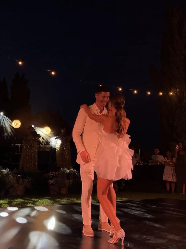 Pierwszy taniec Lewandowskich. Co za ruchy! - Pudelek