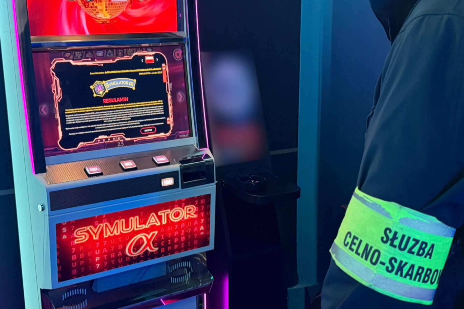 Rozbita sieć hazardowa. 30 osób w rękach KAS