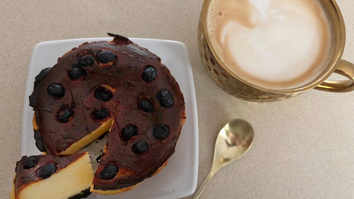 Ciasto do kawy. Skąd się wzięło i jaki ma wpływ na zdrowie?