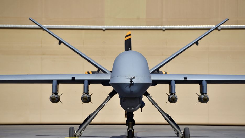 Zniszczenie  drona MQ-9 Reapera, służącego amerykańskim siłom powietrznym, przyniosło liczne materialne gratyfikacje rosyjskiemu pilotowi, który strącił maszynę