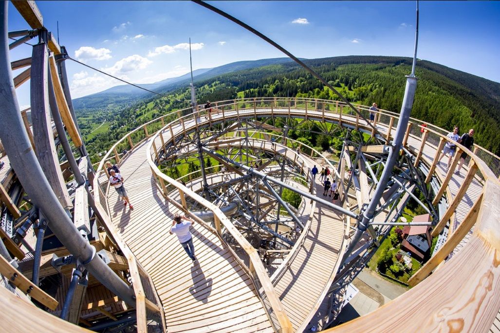 Sky Walk został otwarty w 2021 roku